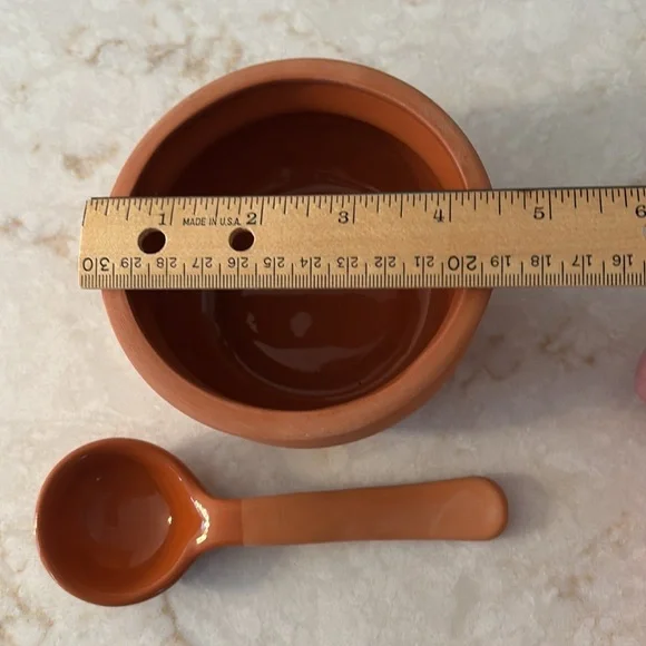 Terracotta Clay Pot with Spoon - Picture 2 of 5
